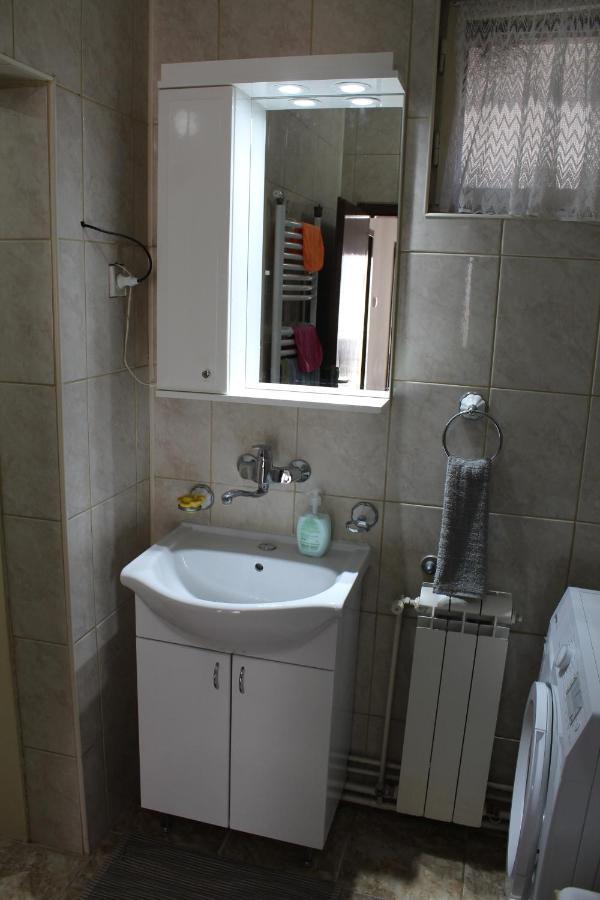 M Apartment Vrsac Esterno foto